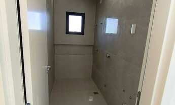 Imagem 11: Casa alto padrão nova