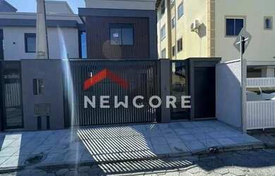 Imagem 3: Sobrado em Rua Mercúrio - Ingleses do Rio Vermelho - Florianópolis/SC