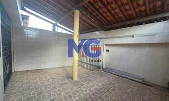 Imagem 3: Casa com 03 Quartos com 198m² no Bairro Vila União-Fortaleza-Ce