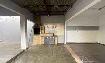 Imagem 6: Casa à venda na Rua Itália 3 vagas de garagem 250 m² de terreno Churrasqueira