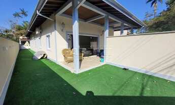 Imagem 6: Ótima casa em condomínio com 6 dormitórios e espaço gourmet, pertinho do mar, na praia do