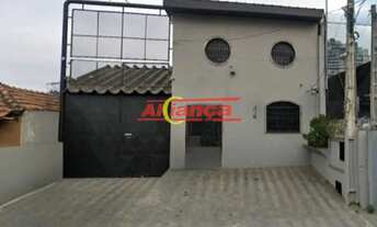 Imagem: Salão de 470 m² com escritório e local