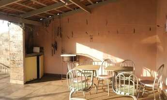 Imagem 6: Casa para venda possui 185 metros quadrados com 3 quartos em Jardim Califórnia - Goiânia