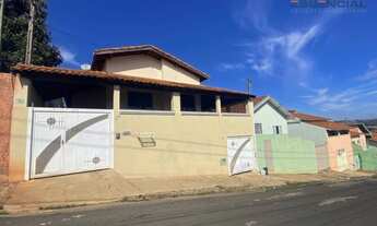 Imagem 5: Casa com 3 dormitórios à venda, por R$ 450.000 - Vila Maria - Botucatu/SP