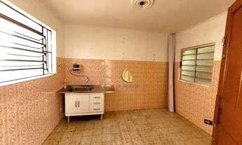 Imagem 7: EXCELENTE CASA Galpão / depósito com 2 vagas na garagem