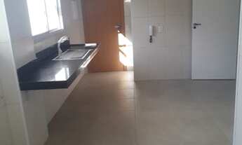 Imagem 4: Apartamento de 3 quartos totalmente reformado 18440 L ?