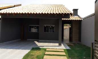 Imagem: Casa térrea, 2 quartos sendo 1 suíte