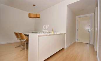 Imagem 2: CURITIBA - Apartamento Padrão - Água Verde