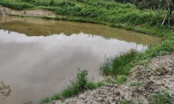 Imagem 5: FAZENDINHAS com filete de água