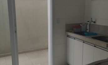 Imagem 2: Casa de condomínio para venda possui 388 metros quadrados com 5 quartos