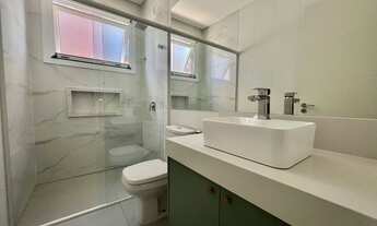 Imagem 5: Casa em condomínio fechado composta com 04 suítes independentes!