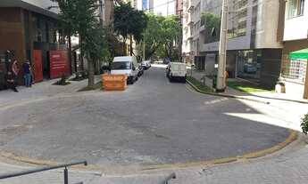 Imagem 7: Ponto comercial/Loja/Box para venda possui 145 metros quadrados em Centro - Curitiba - PR
