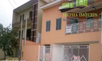 Imagem 2: CASA ASSOBRADA COM 3 SUÍTES EM PISO FRIO, SALA COM PISO FRIO 2 AMBIENTES, SACADA E LAVABO