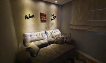 Imagem 6: Apartamento para venda no Jardim das Indústrias. Diversos comércios ao redor do imóvel