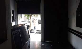 Imagem 6: SALÃO ALUGA-SE Galpão / depósito com aluguel por R$3.500 /mês