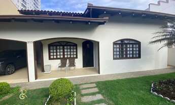 Imagem 6: Casa para Venda em Itajaí, São João, 3 dormitórios, 1 suíte, 2 banheiros, 2 vagas