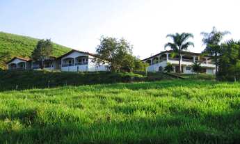 Imagem 2: LINDO SÍTIO, 12 ALQ, CASA SEDE 6 SUITES, AMPLA SALA, AMPLA COZ., ESCRITÓRIO,MAIS 6 CHALÉS