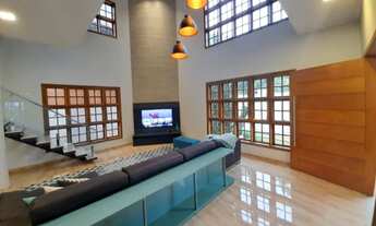 Imagem 7: Sobrado para venda possui 630 metros quadrados com 4 quartos