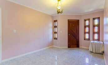 Imagem 2: Casa com 4 dormitórios à venda em Cachoeirinha