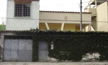 Imagem: Casa 4 quartos com amplo quintal e terraço!