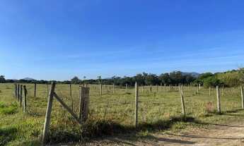 Imagem 4: Belo terreno à venda em Garopaba com 412m2 a caminho da Praia da Barra, com viabilidade