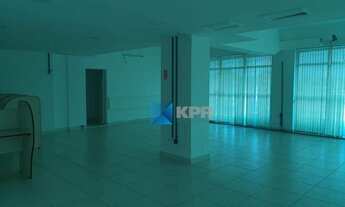 Imagem 4: Ponto Comercial à venda, na Avenida Andrômeda, com 448,50 m², pronto para seu negócio!