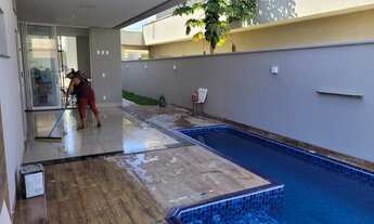 Imagem 6: Casa de condomínio térrea para venda com 297 metros quadrados com 4 quartos