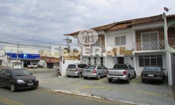 Imagem 2: Casa sobrado com 4 quartos - Bairro Jardim América em Goiânia