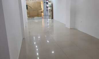 Imagem 3: Exelente loja para alugar no Pituba Parque Center , possui 49 m2 e mezanino 45 m2.