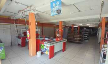 Imagem 7: Ponto comercial, pronto para mercadinho tem 273 metros- em Alto da Boa Vista/ Castelão