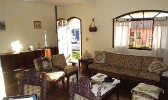 Imagem 2: Casa residencial em bairro com ótima localização