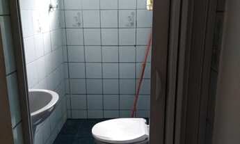 Imagem 7: CASA ASSOBRADADA, PARA RENDA Á VENDA COM 190 METROS QUADRADOS COM 5 QUARTOS