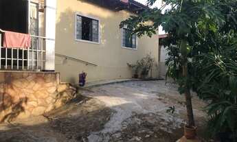 Imagem 7: Casa para venda possui 185 metros quadrados com 3 quartos em Jardim Califórnia - Goiânia