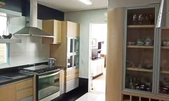 Imagem 7: Casa estilo sobrado a venda 4 suítes Condomínio Jardins Barcelona zona Sul Uberlândia, MG