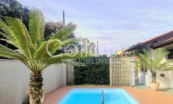 Imagem 6: Casa térrea possuindo 190 metros quadrados com 03 quartos no Glória - Joinville - SC