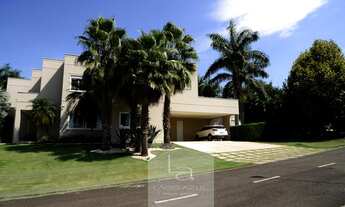 Imagem 4: Belíssima casa de esquina toda automatizada em frente a praça