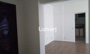 Imagem 2: Apartamento com 2 dormitórios e 2 banheiros em frente a Praia de Icaraí