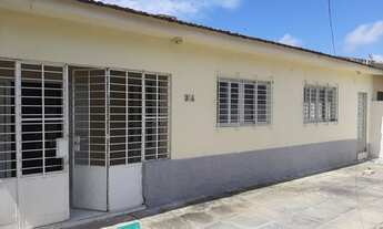 Imagem 2: Casa à venda com quatro (04) quartos no bairro do Hipódromo, Recife-PE