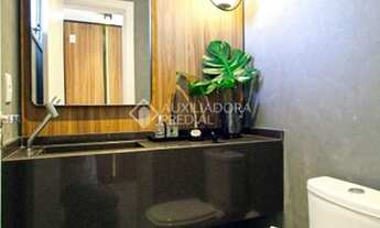 Imagem 6: Casa de condomínio sobrado para venda possui 182 metros quadrados com 3 quartos