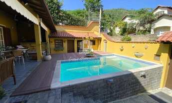 Imagem: Casa Deslumbrante em Condomínio, localização