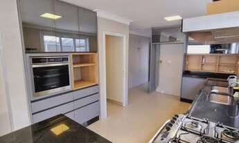 Imagem 7: Casa de condomínio para aluguel e venda possui 400 metros quadrados com 4 quartos