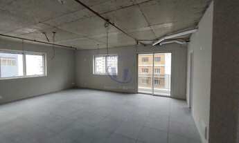 Imagem: Sala de 129m² com 3 vagas, Prédio Novo