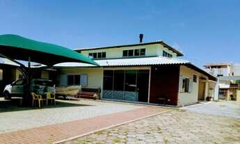 Imagem 3: Casa com 3 dormitórios à venda, 180 m² por R$ 2.100.000,00 - Barra da Lagoa - Florianópoli