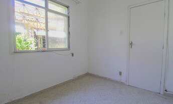 Imagem 7: Vila Isabel - R. Barão de Cotegipe - Casa de Vila - 02 Quartos