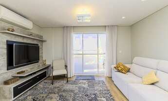 Imagem 2: LINDA COBERTURA À VENDA NO BACACHERI COM 2 VAGAS - 2 QUARTOS, SENDO 1 SUÍTE E TERRAÇO COM