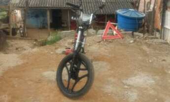 Imagem 2: Casa com terreno troca ou venda