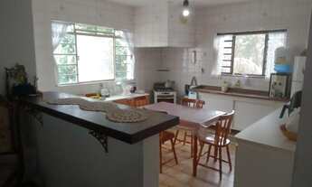 Imagem 4: Chácara para venda possui 120 metros quadrados com 3 quartos