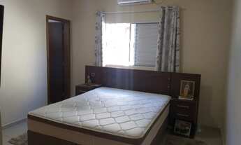 Imagem 3: Casa padrão Casa com 3 dormitórios