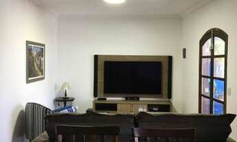 Imagem 3: Terreno com 02 sobrados construídos, 01 salão comercial e vaga para 03 carros à venda, 240