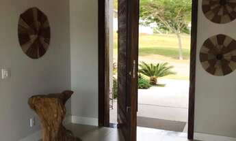 Imagem 3: Casa mobiliada à venda na Represa Jaguari com rampa de acesso e asfalto até a porta